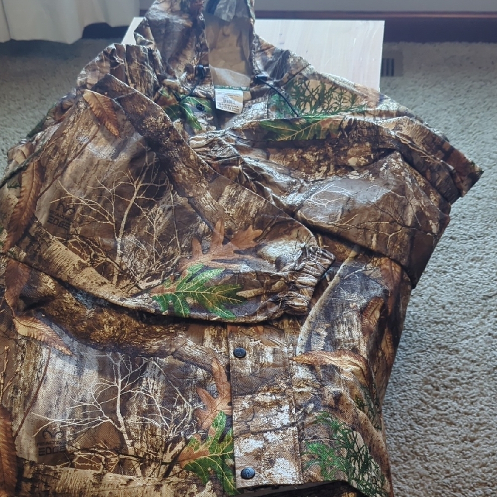 Men's Camouflage Outdoor Raincoat - Picture 6 of 8